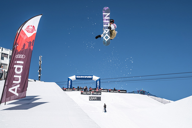 Abbildung Snowboard LAAX